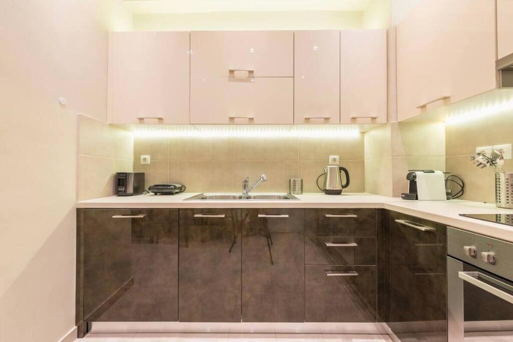 Syntagma H&B Apartment Athene Buitenkant foto